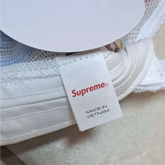 Supreme®/SpongeBob SquarePants Jeff Hamilton Mesh Back 6-Panel